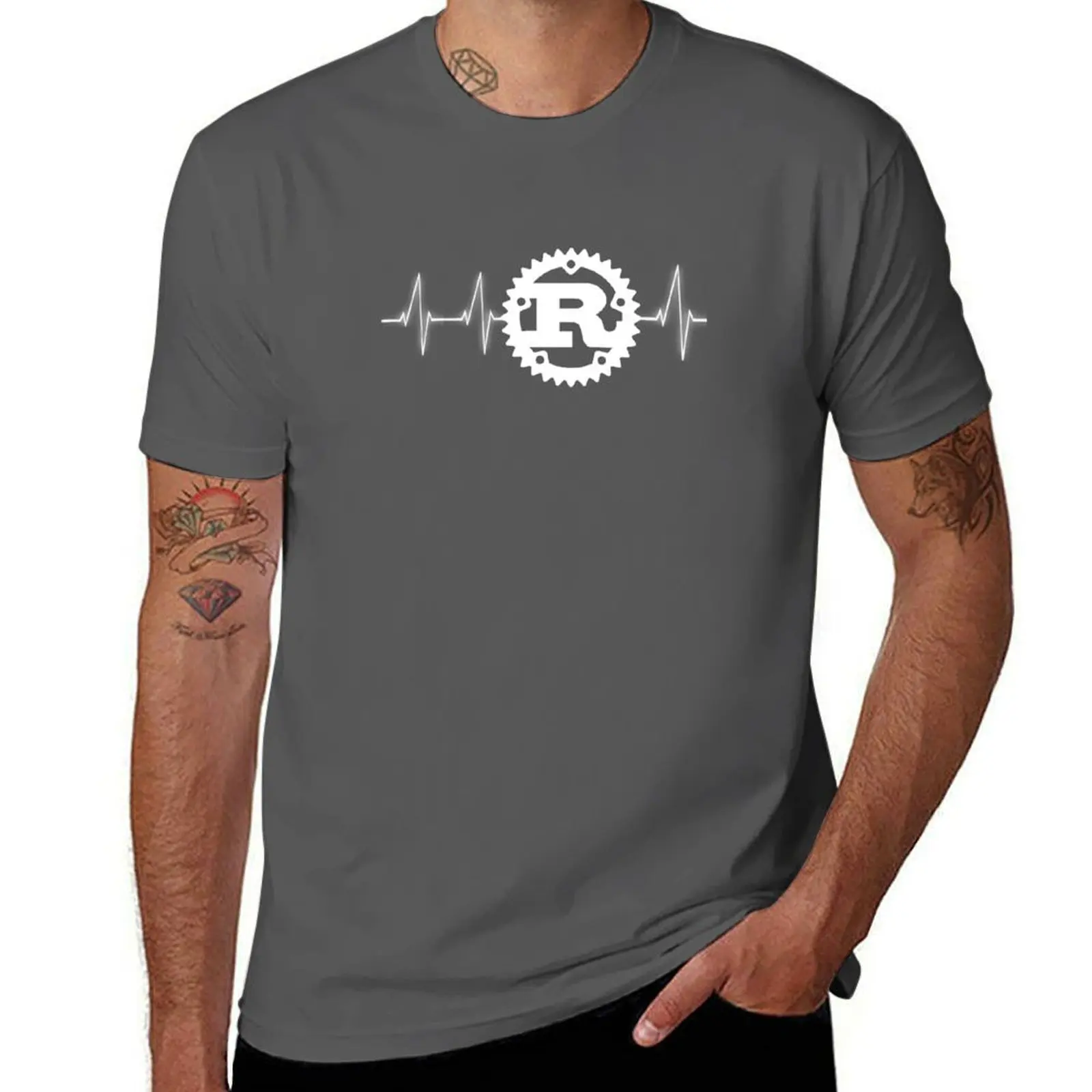 Rust Programming logo heartbeat design design T-Shirt Casual Trendy Streetwear Tee Shirt