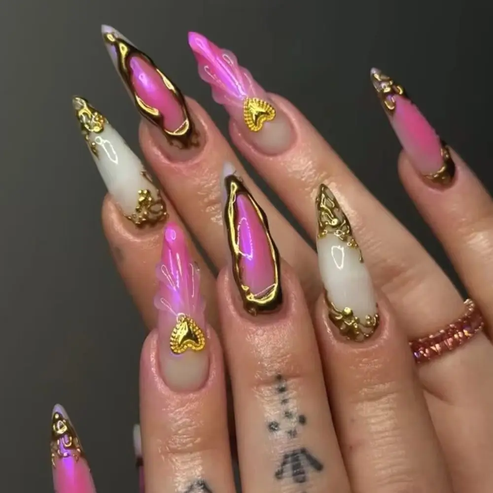 

Sexy Lava Love Heart 3D Pattern Pink Halo Dyeing Metal Y2K Chic Pointed False Nails Detachable Finished Fake Nail Press on Nails
