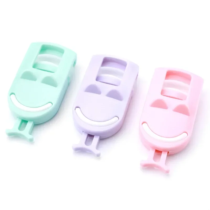 Plastic Eyelash Curler Cute Mini Portable False Eye Makeup Extender Beauty Tools Long Lash Styling Accessories