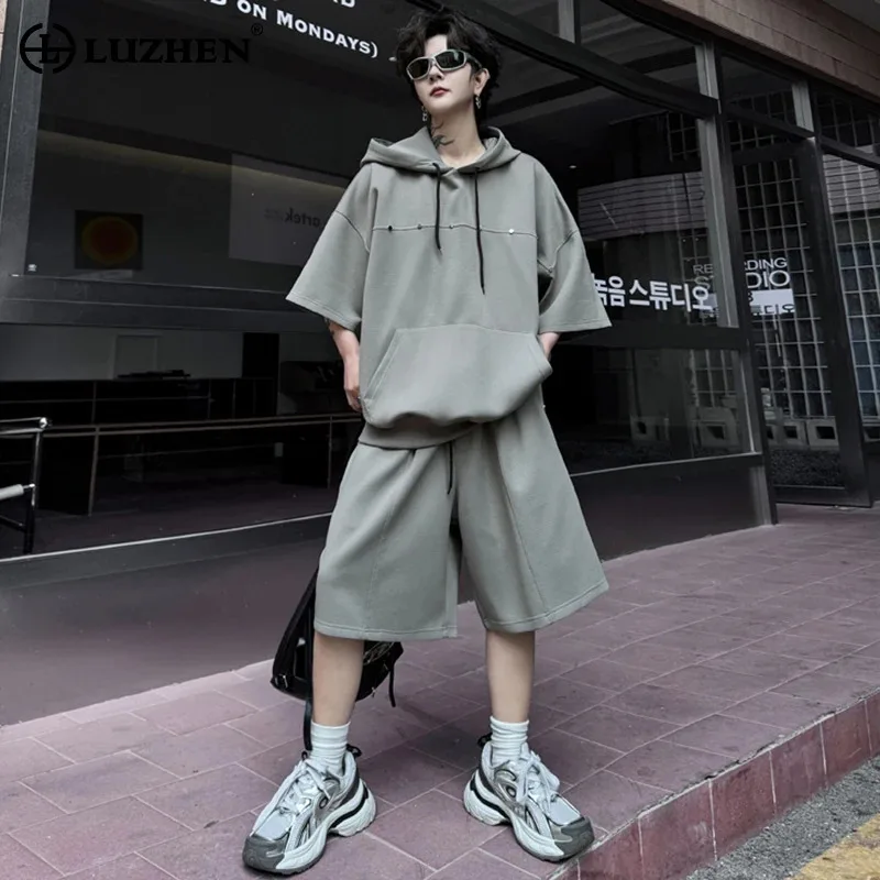 

LUZHEN с заклепками украшение сращивание дизайн модные толстовки свитшоты комплект спортивные модные уличные мужские шорты штаны из двух частей 2024 LZ5025