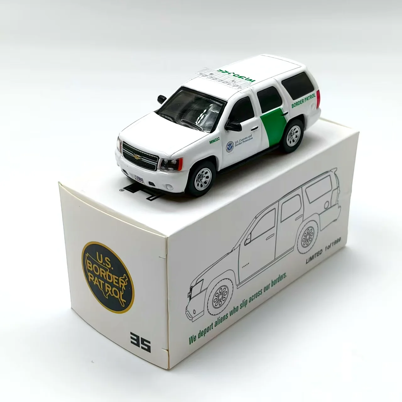 Modèle de voiture en alliage moulé sous pression, échelle 596 1:64, Chevrolet Ta River, patrouille de frontière américaine, jouet de collection, cadeau, affichage Souvenir, ornement