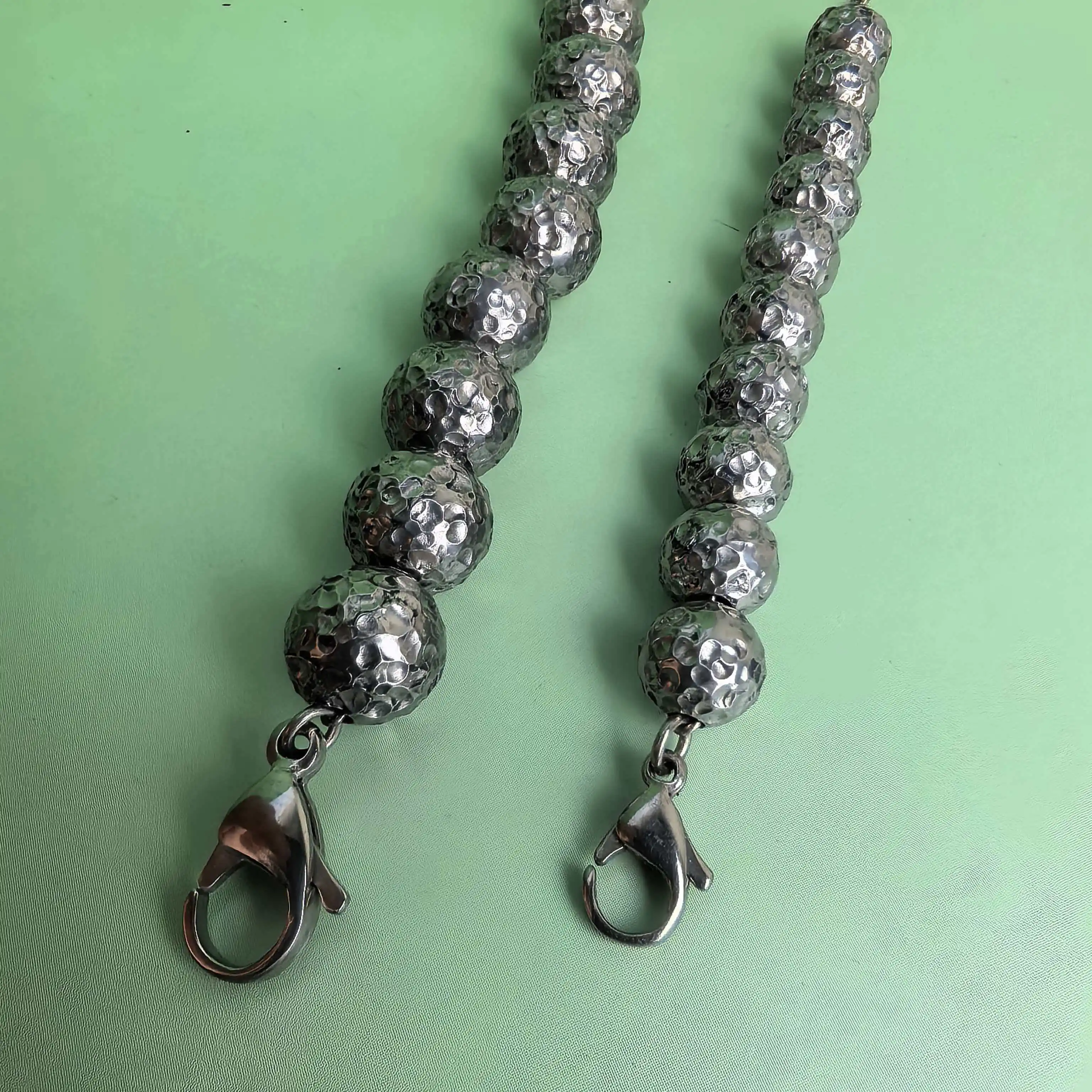 

8mm/10mm pure titanium handmade hammer patterned titanium bead bracelet, trendy and fashionable