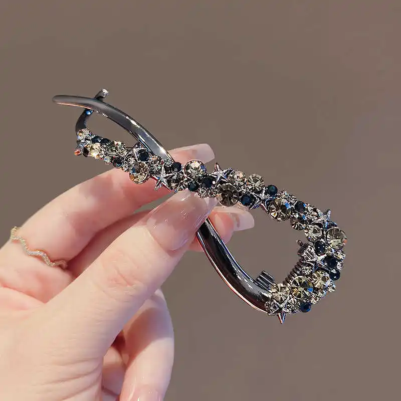 กิ๊บติดผมรูปกล้วยประดับเพชรแฟชั่น ดีไซน์เก๋ไม่ซ้ำใคร สำหรับผู้หญิงและเด็กผู้หญิง เครื่องประดับผมสไตล์เกาหลี