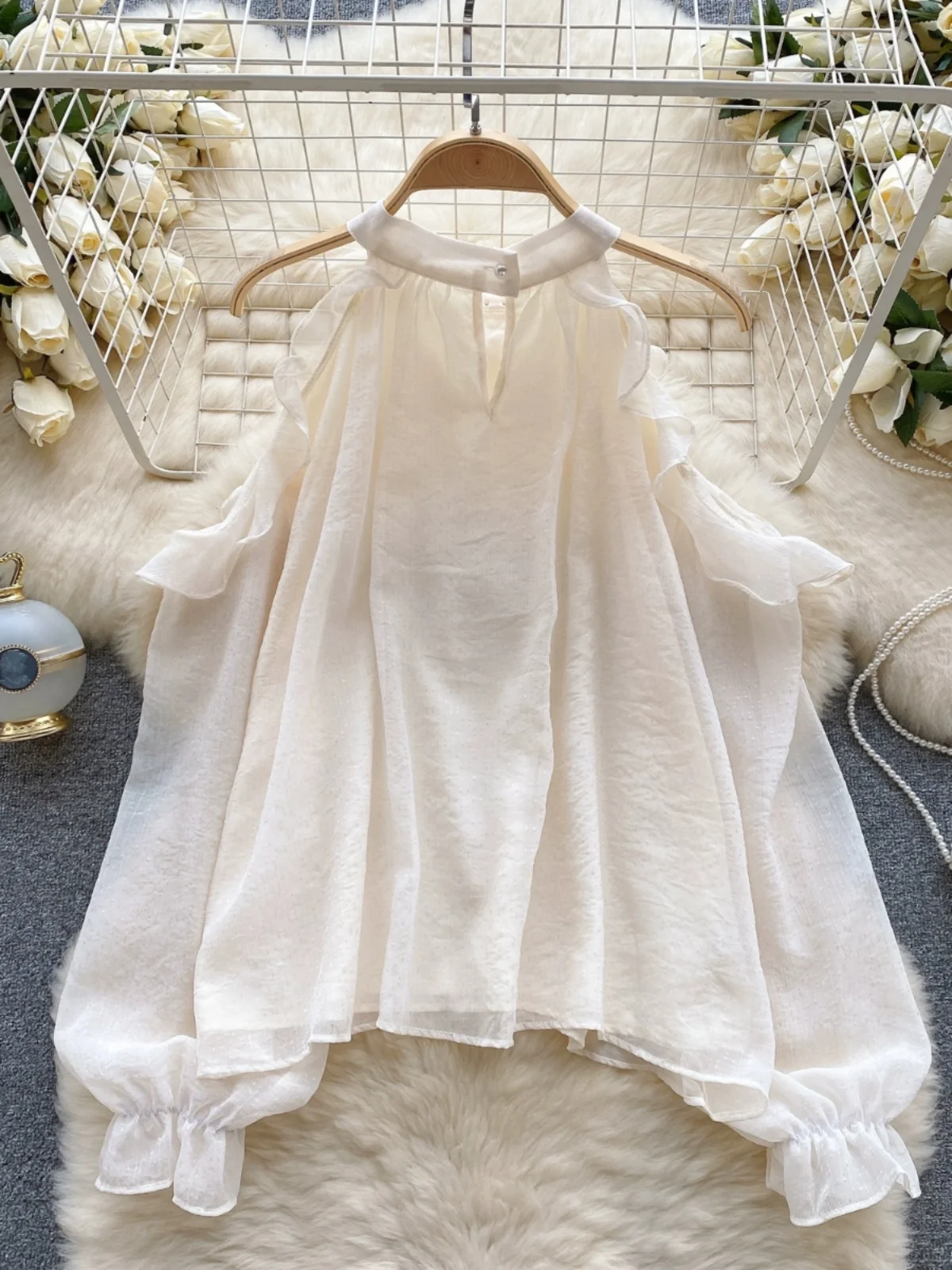 

Gentle Sle Women's Long Sve Chiffon irt oulder Bared Neline Beaded Hanging Collar Top Autumn New Arrival