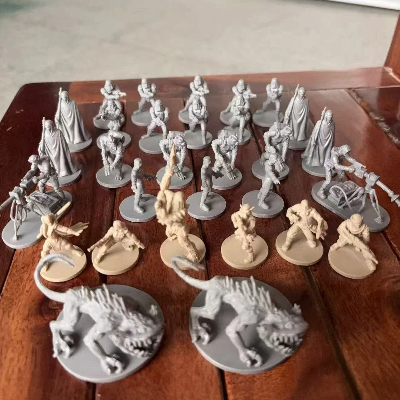 

30Pcs/Set Miniature Board Game Role Playing Figure toy Gifts
