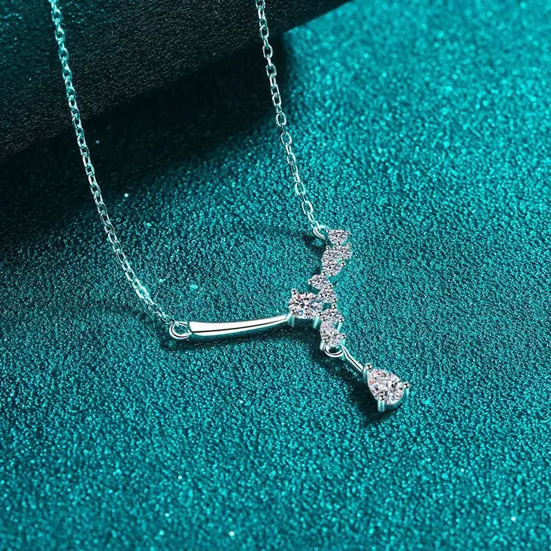 18K gold inlaid diamond necklace, moissanite pendant, water droplet simple diamond PT950 platinum moissanite necklace