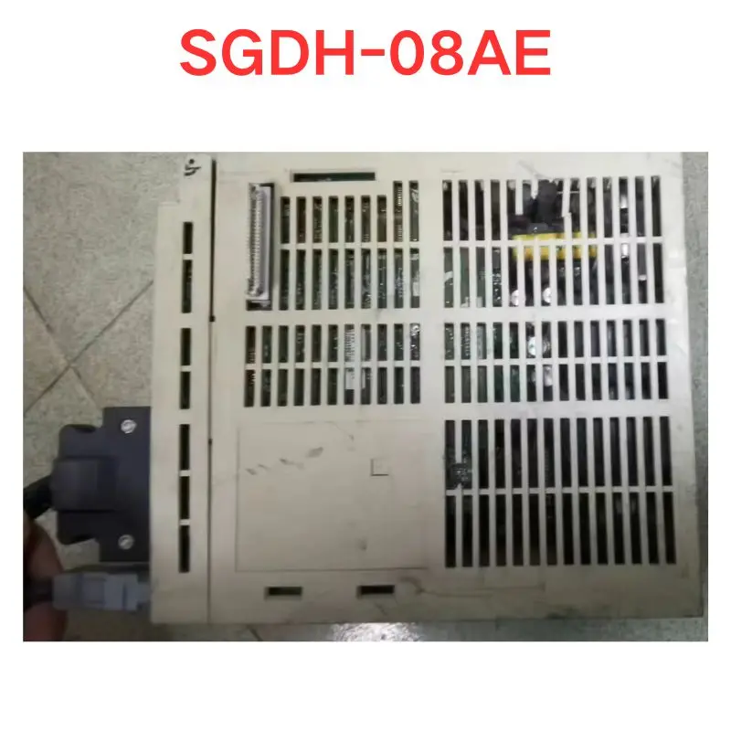 Used OEM disassembled parts SGDH-08AE Servo driver Functional test OK Good quality new