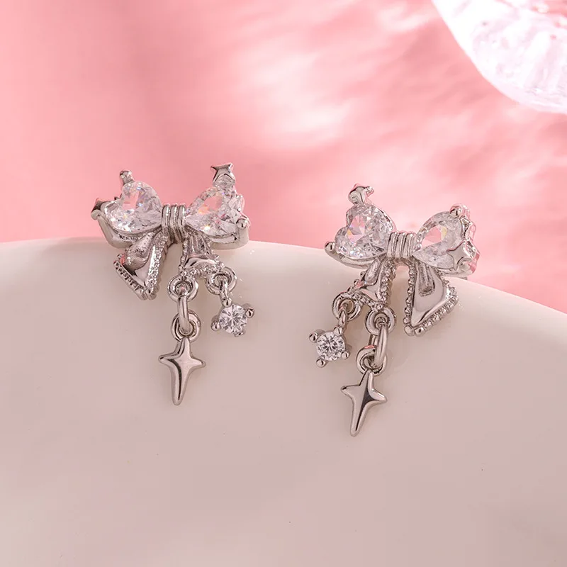Fashion Personality Bow Zircon 925 Sterling Silver Jewelry Female Ins Niche Design Earrings   E144