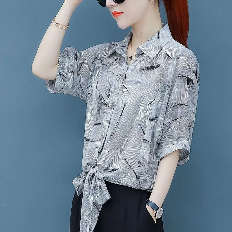 Summer New Polo-Neck Button Printed Casual Lace Up Short Sleeves Elegant Loose Commuter Versatile Chiffon Shirt Women\'s Top