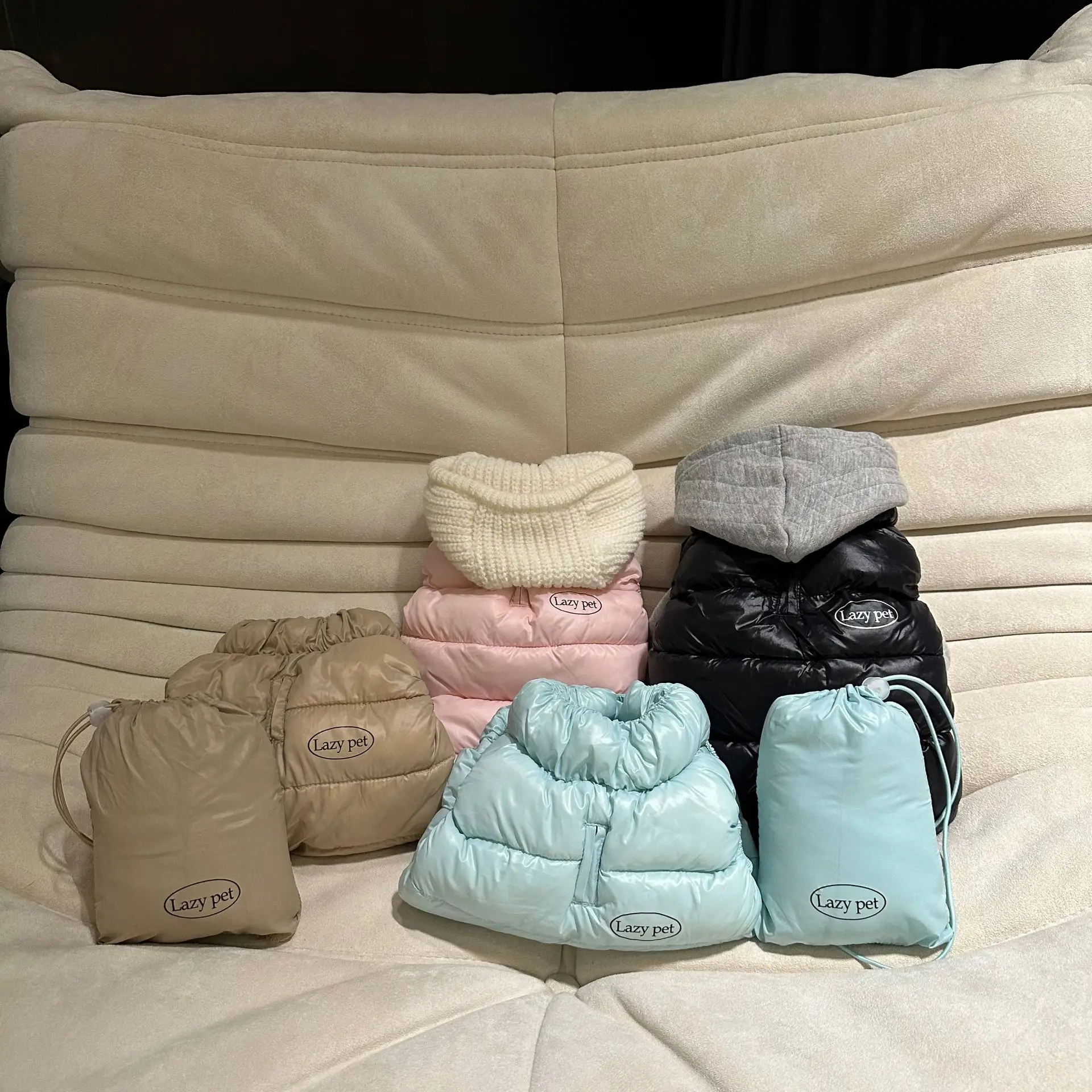 

Lightweight Adorable Bichon Frise Yorkshire Terrier Candy-Colored Fur Thick Down And Cotton Vest Coat