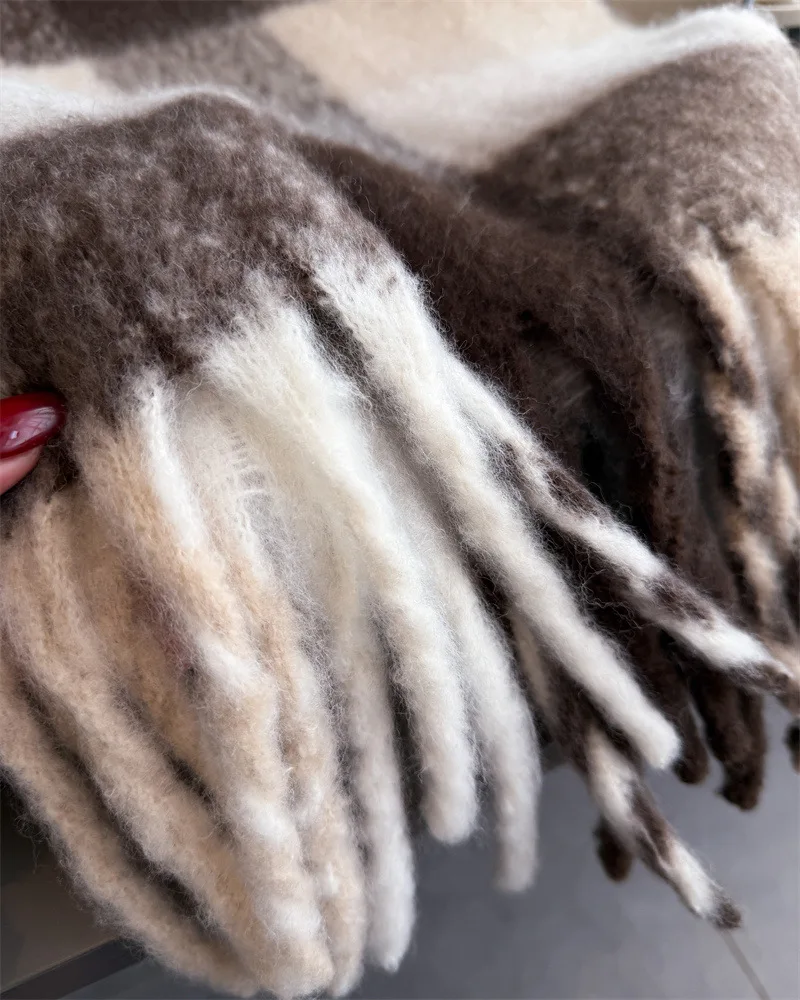 Warmer Dicker Winterschal für Damen, Mohair, Kariert, Weicher Quastenschal, Pashmina, Großer Halsdecken-Schal – Detail 15