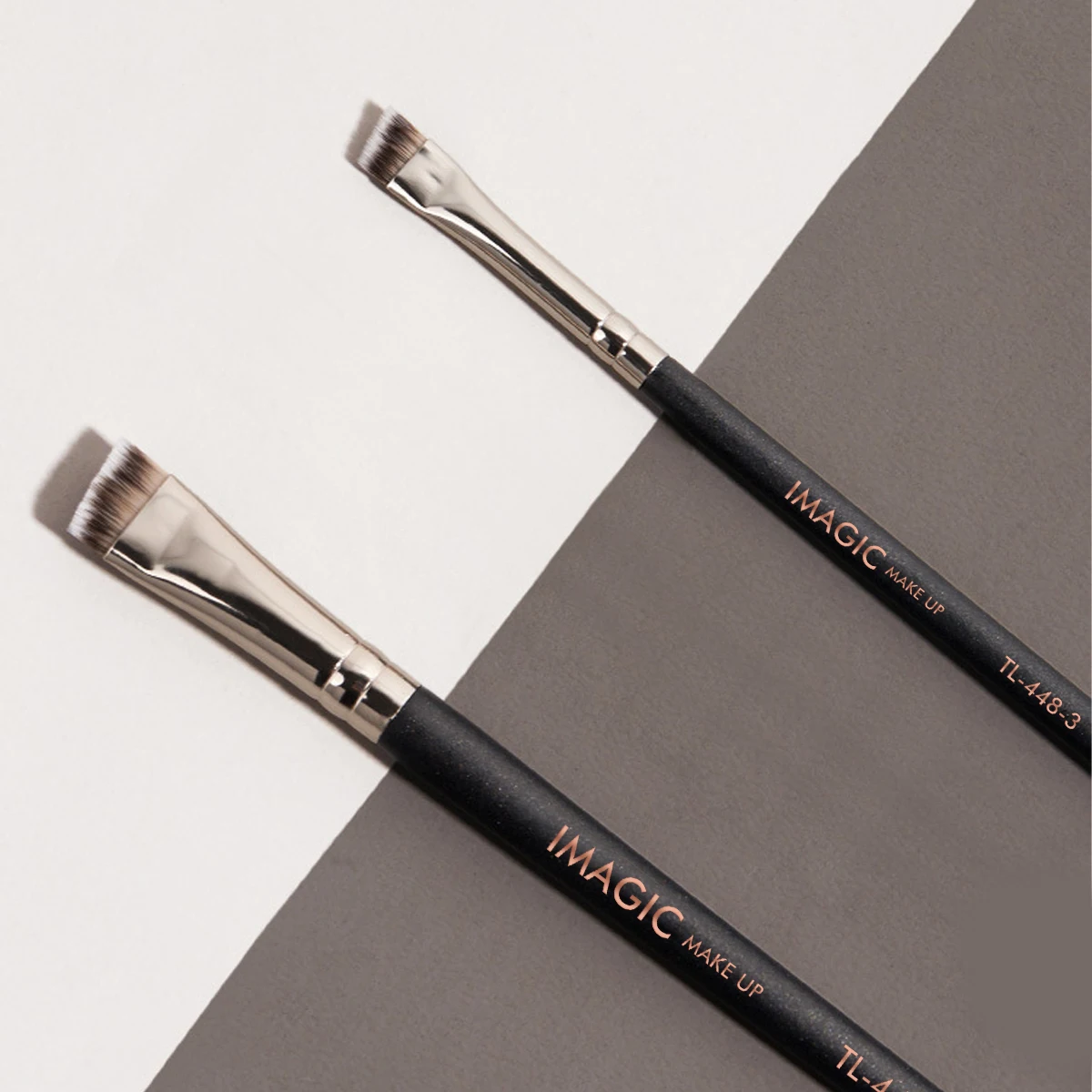 IMAGIC Eyeliner Brush Thin Fine Liner Inclined Flat Angled Eyebrow Lipline Application Brush Professional Single Makeup Tools