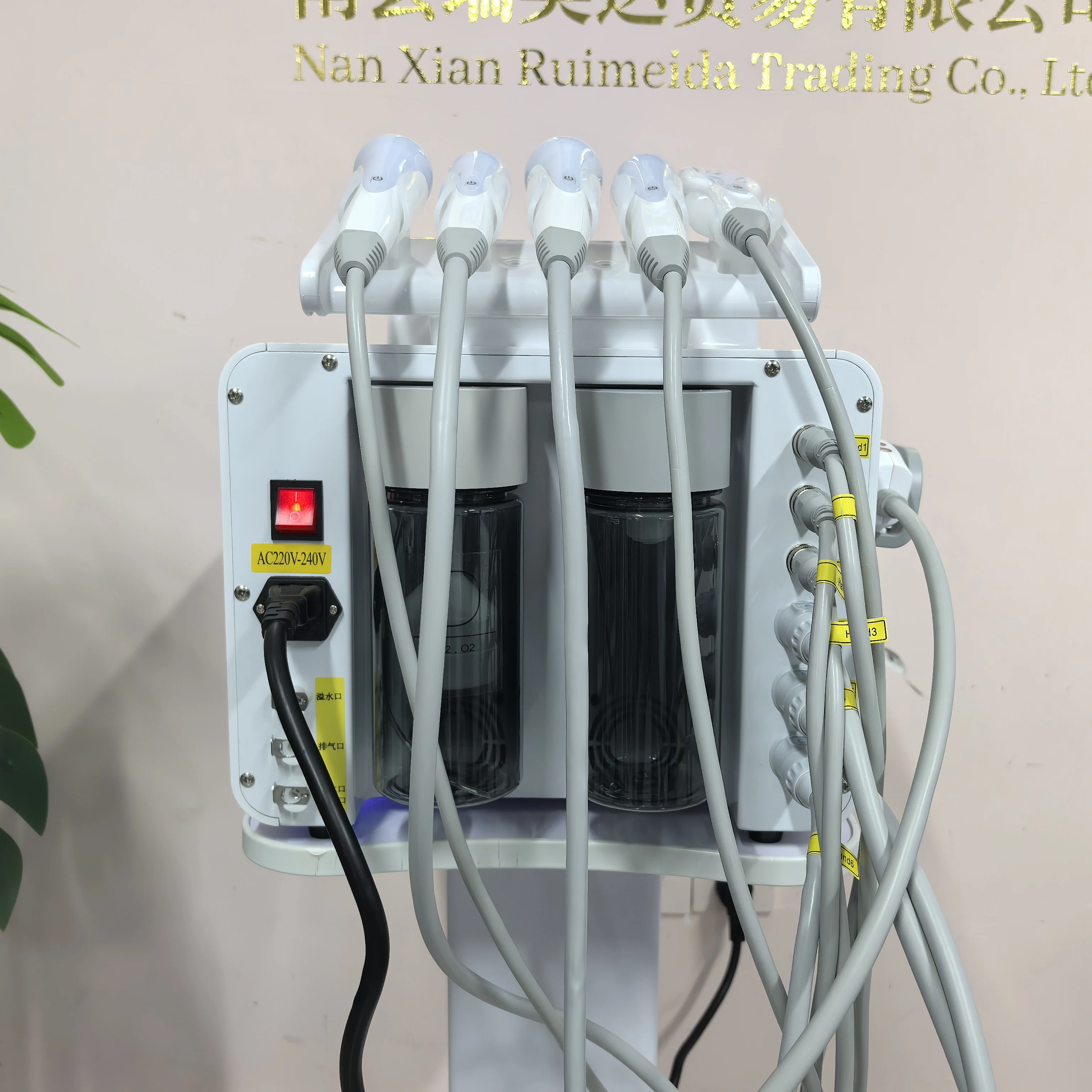 

Гидродермабразия 6 в 1, кислородный джет, омоложение кожи, глубокое очищение, антивозрастное косметическое устройство.