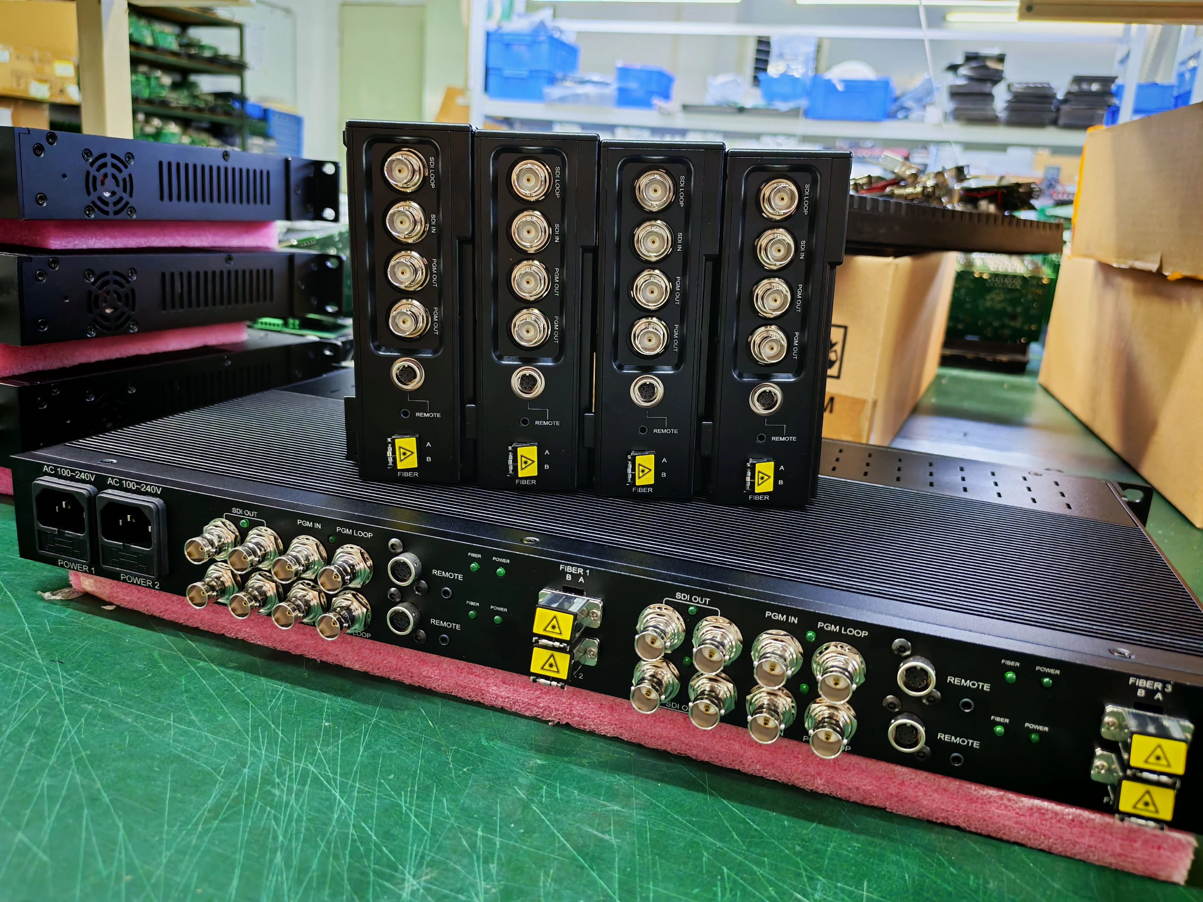 Lanc Remote Control 4K Fiber Optic Converters 4Transmitters 1Receiver