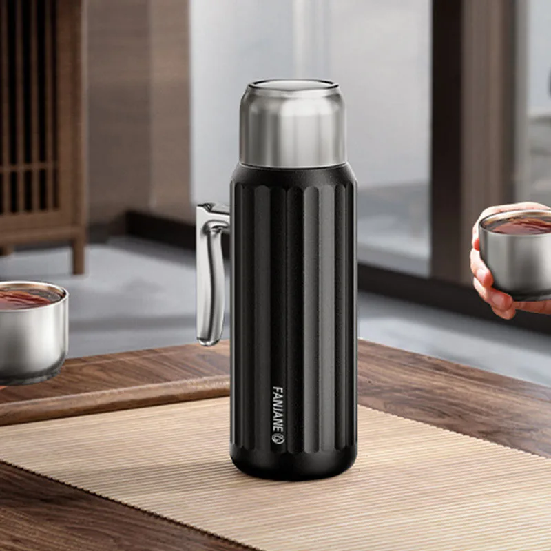 

800ml Large-capacity Stainless Steel Thermal Water Bottle with Handle,Magnetic Lid,Tea Filter,Double-layer Vacuum Thermos Cup
