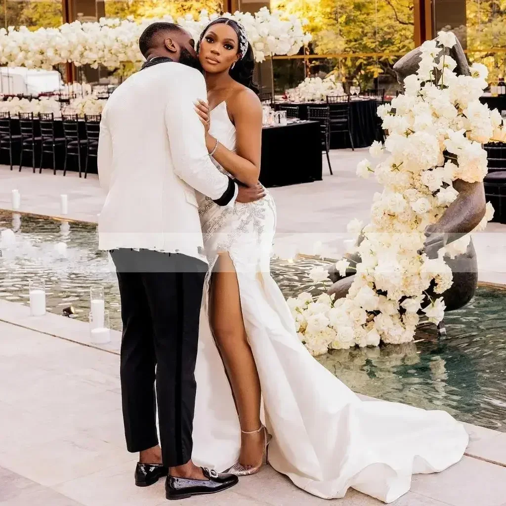 Maßgeschneiderte Schatz-Kristalle Perlen Meerjungfrau Brautkleider Sweep Zug Satin Split Side Vestido De Casament Brautkleider