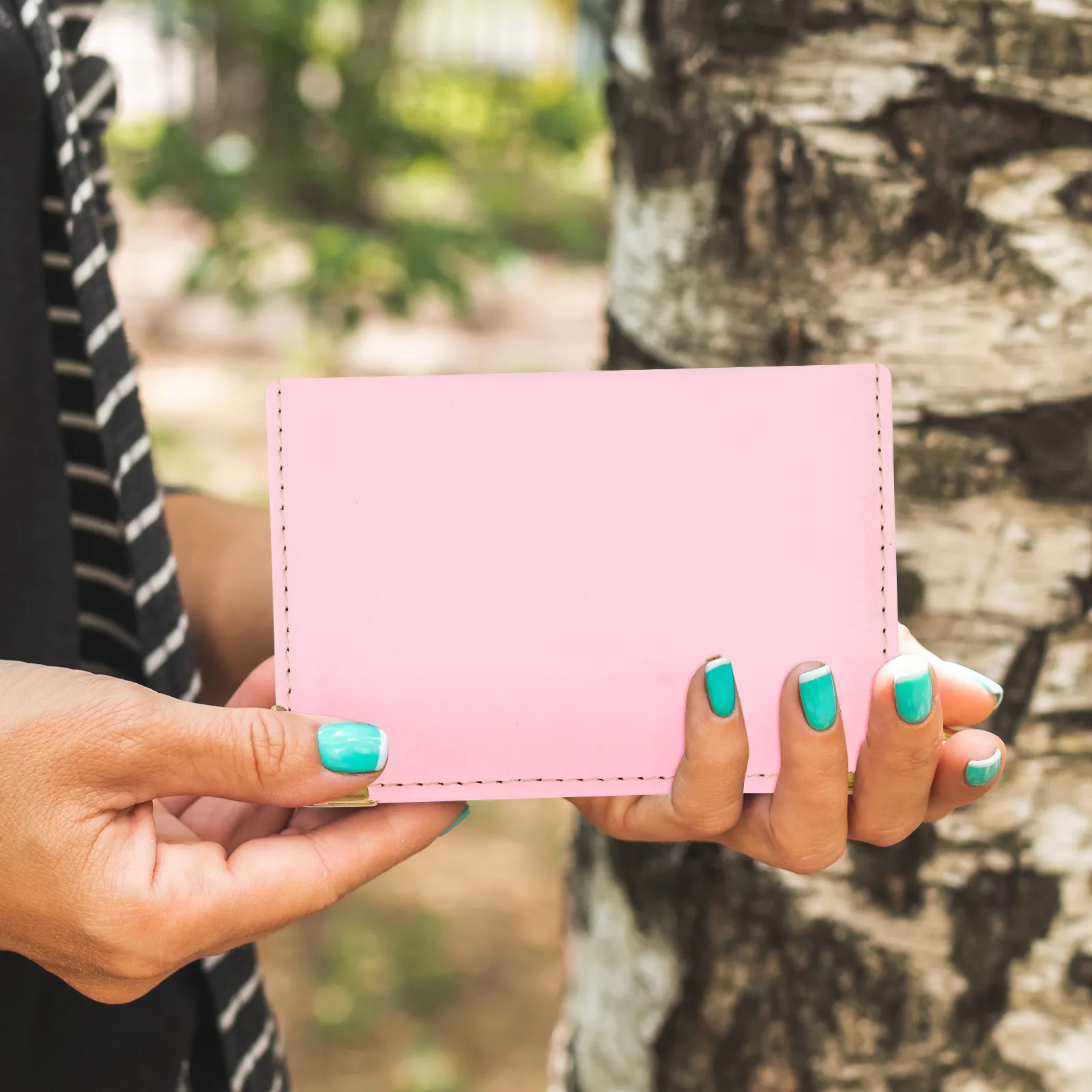 

1Pcs Card Protecting Cover Convenient PU Multi-Grid Bank Id Holder for Daily Use Credit Sleeve Protective Bag Organizer