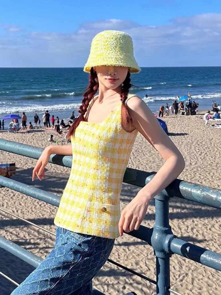 

Ele Thai Sle Women's Vest Summer Faion Small Size Lady en Age Reduction Matching Set with Zipper Commute Slim Fit...