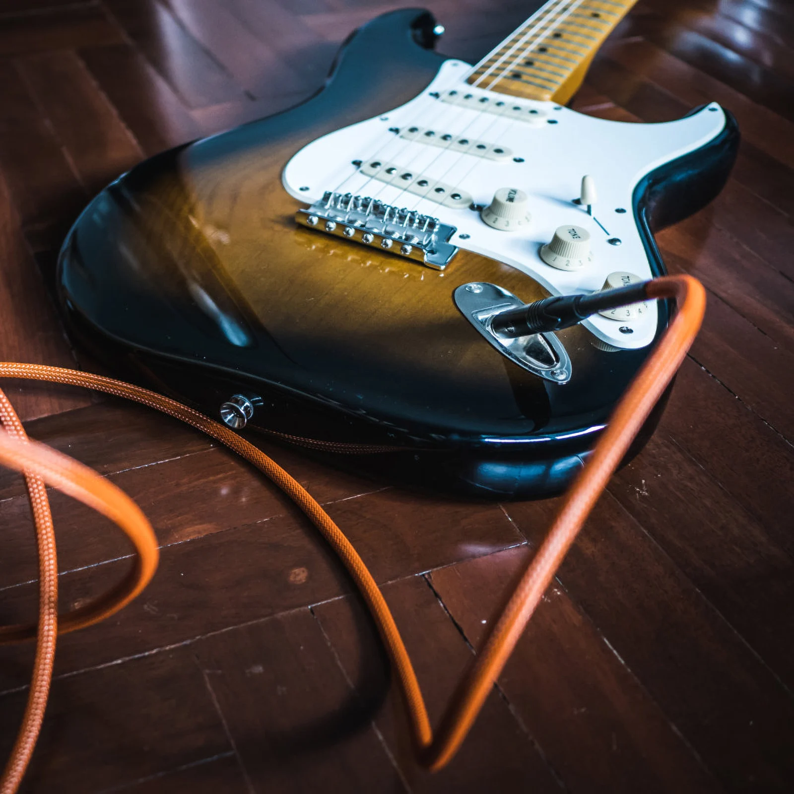 

Lightweight Metal Guitar Jack Plate Durable Electric Guitar Sockets Professional Parts For Guitarists With Screws Included