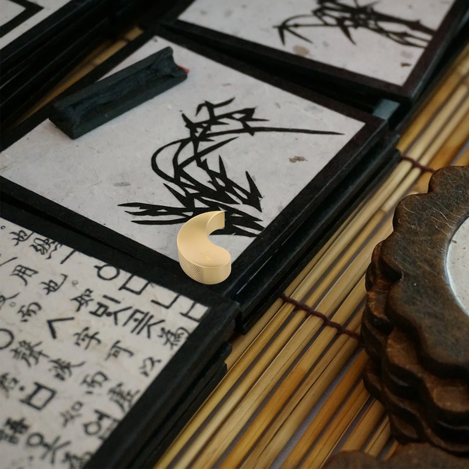 

Brass Paperweight Chinese Calligraphy Smooth Surface Rectangular Gift for Painting Writing Decorative Calligraphy Supplies