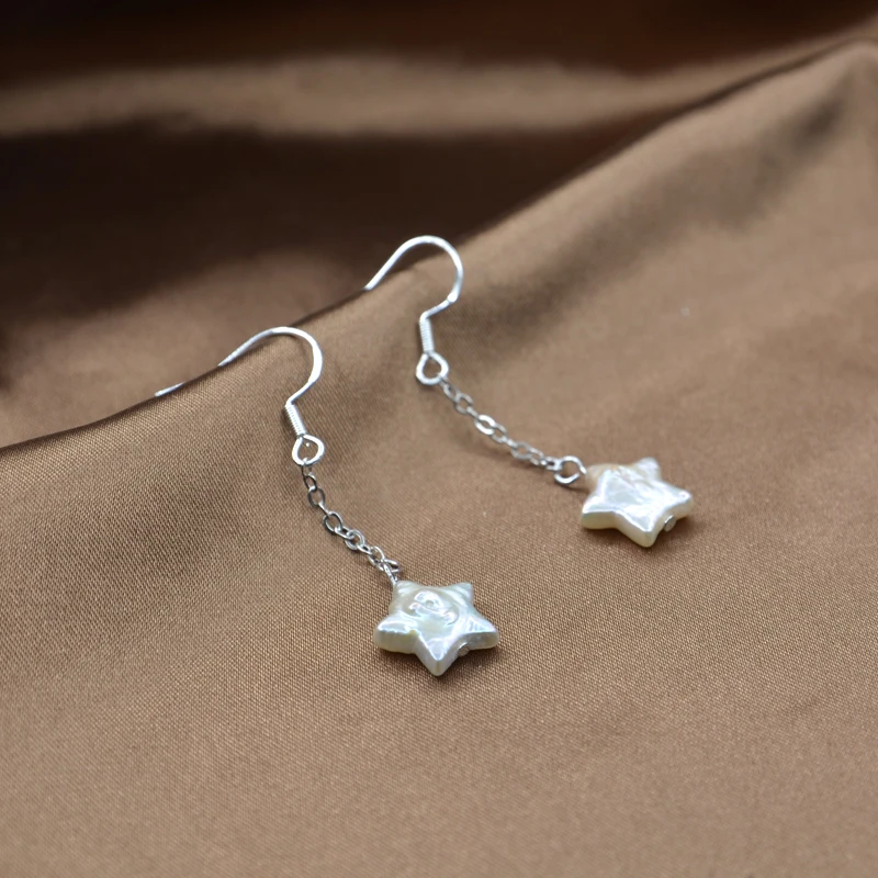 

2025 New Multi-Shape Niche Fashion Freshwater Pearl Women's Earrings Suitable for Daily Birthday Party Gifts