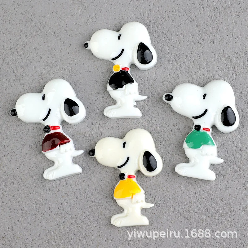 

4PCS Hot Kawaii Anime Snoopy Series Pendent Cute Cartoon Creativity Printing DIY Mobile Phone Case Keychain Hairpin Resin Toy