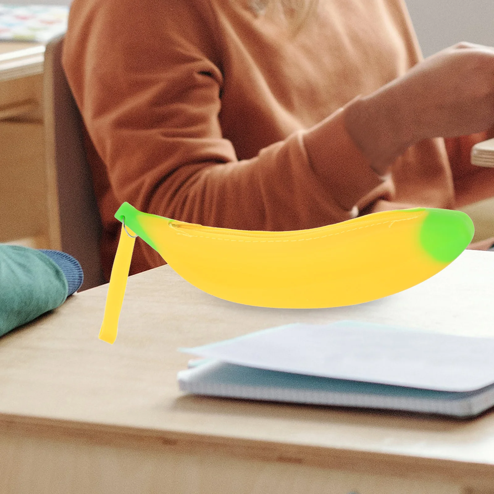 

2Pcs Banana Pencil Case Cute Silica Gel Large Capacity Stationery Organizer School Supplies Gift For Kids Girls Boys