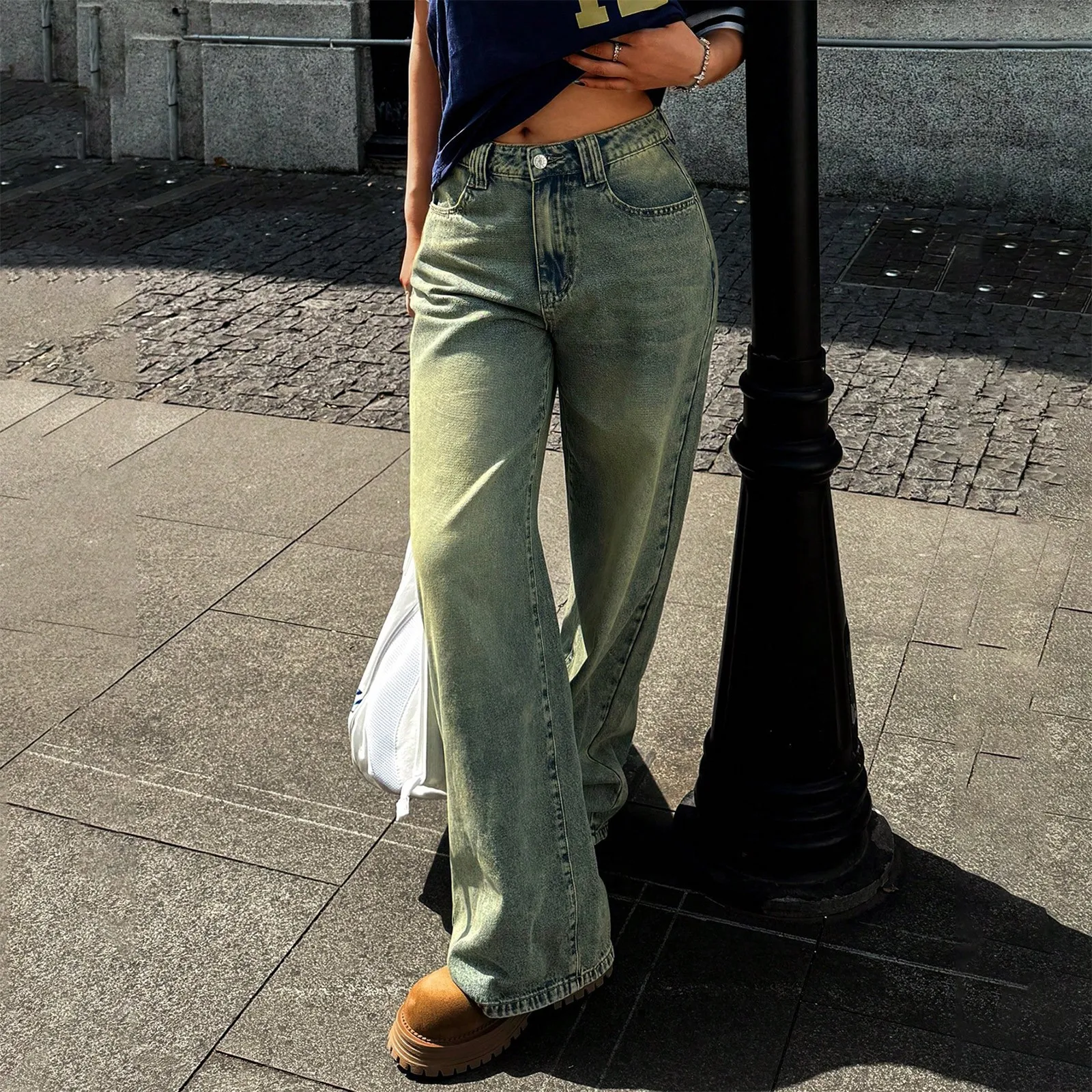 Women Stylish Straight Leg Jeans Loose Button Zipper Casual Street Style Denim Pants Fashion Retro Old Style Denim Trousers
