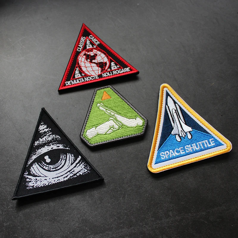 Triangle 3D Embroidery Badge All-Seeing Eye Woven Label Badge Ghost Action Armband Backpack DIY Hook Custom Patches for Clothing