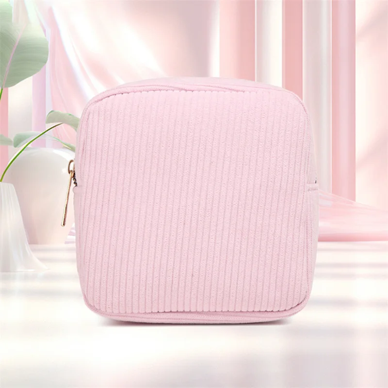 Korean Square Small Makeup Bag Student Small Earphones Zero Wallet Girl Portable Lipstick Storage Bags