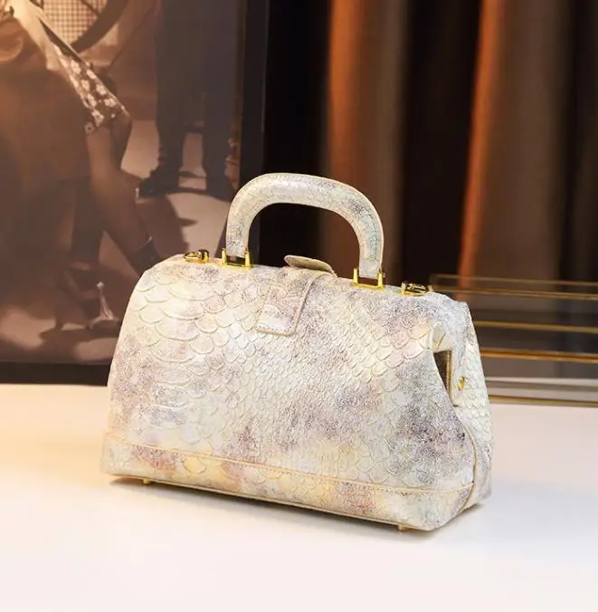 2023 New Gold Box Serpentine Fashion Women\'s Bag Lady Genuine Leather Small Handbags Shoulder Messenger Bag Party Evening Bags