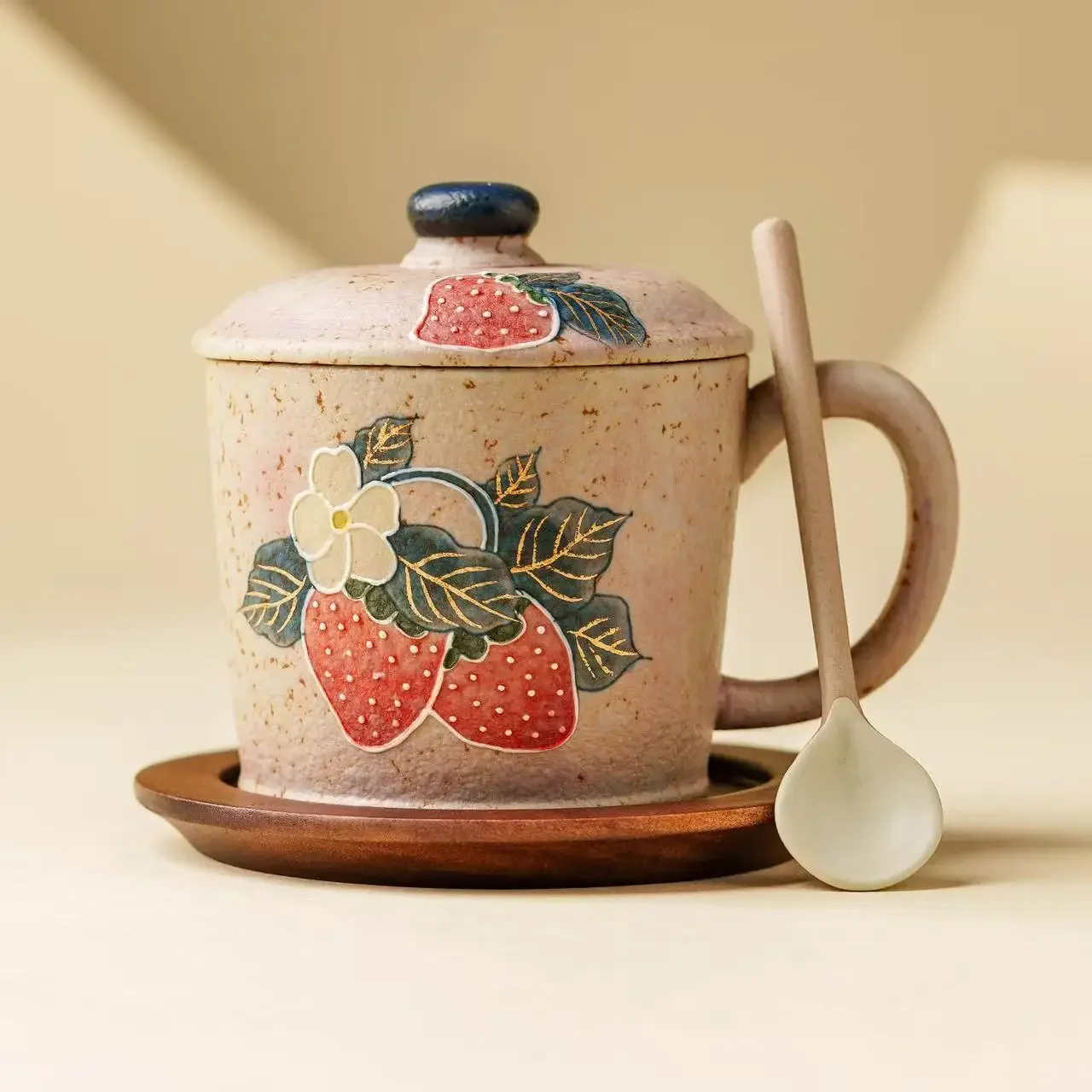 230ML Flint Red Plum Powder Ceramic TeaCup Hand-painted Strawberry TeaCup Household Tea Set Coffee Cup Tea Ceremony Decoration