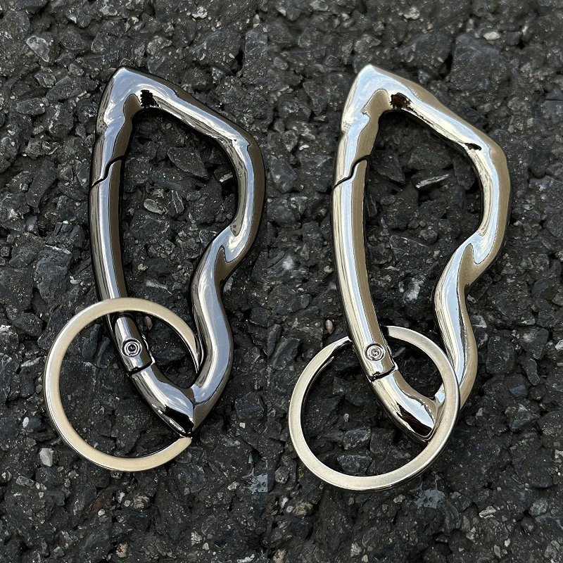 Twisted Metal Carabiner Keychain Gothic Clip Lock Key Ring for Car Keys Backpack Waist Clip Y2K Holder Outdoor Gear Accessories​