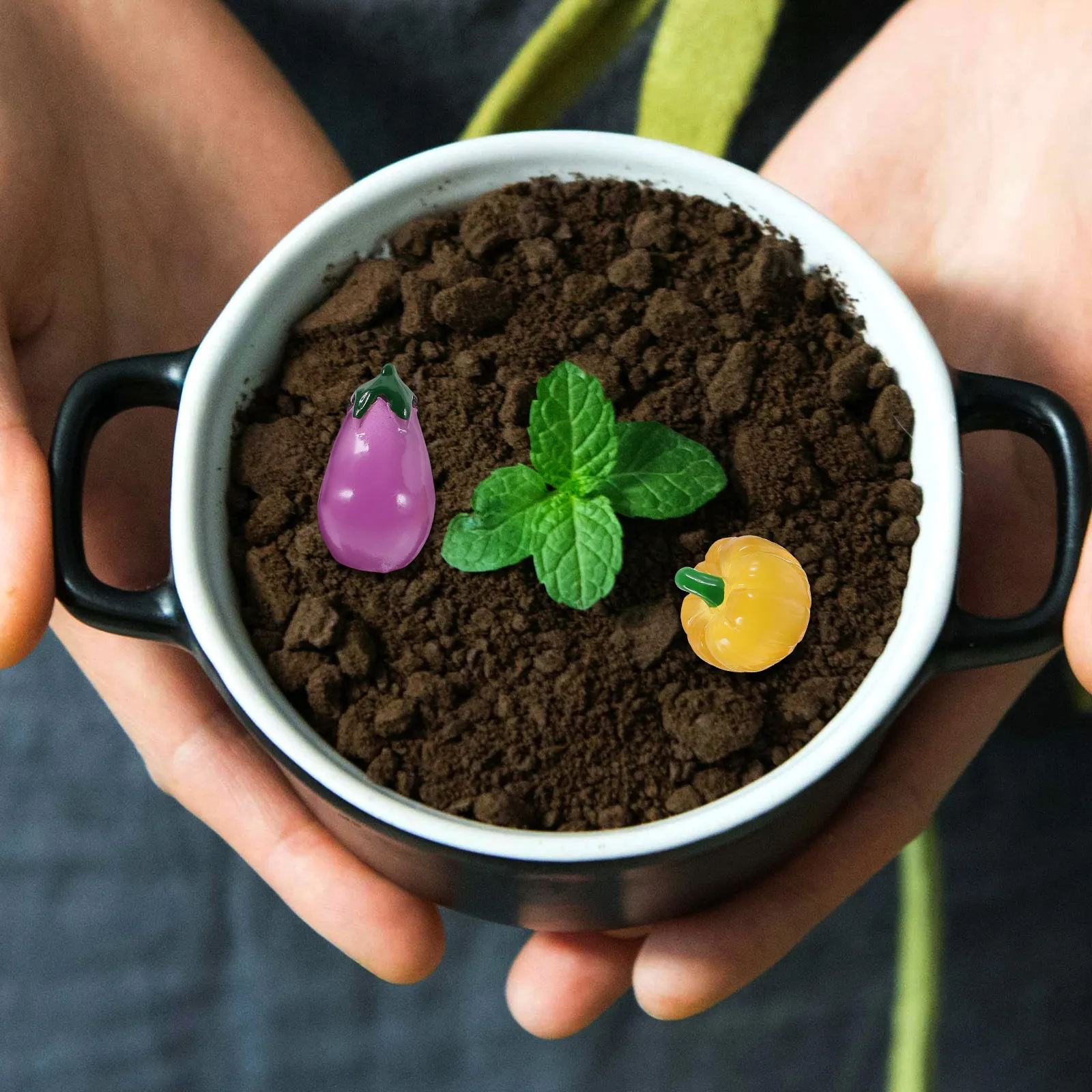 

20Pcs Luminous Mini Vegetable Decorations Resin Bonsai Ornaments for Micro Landscape DIY Garden Aquarium Plant Decor