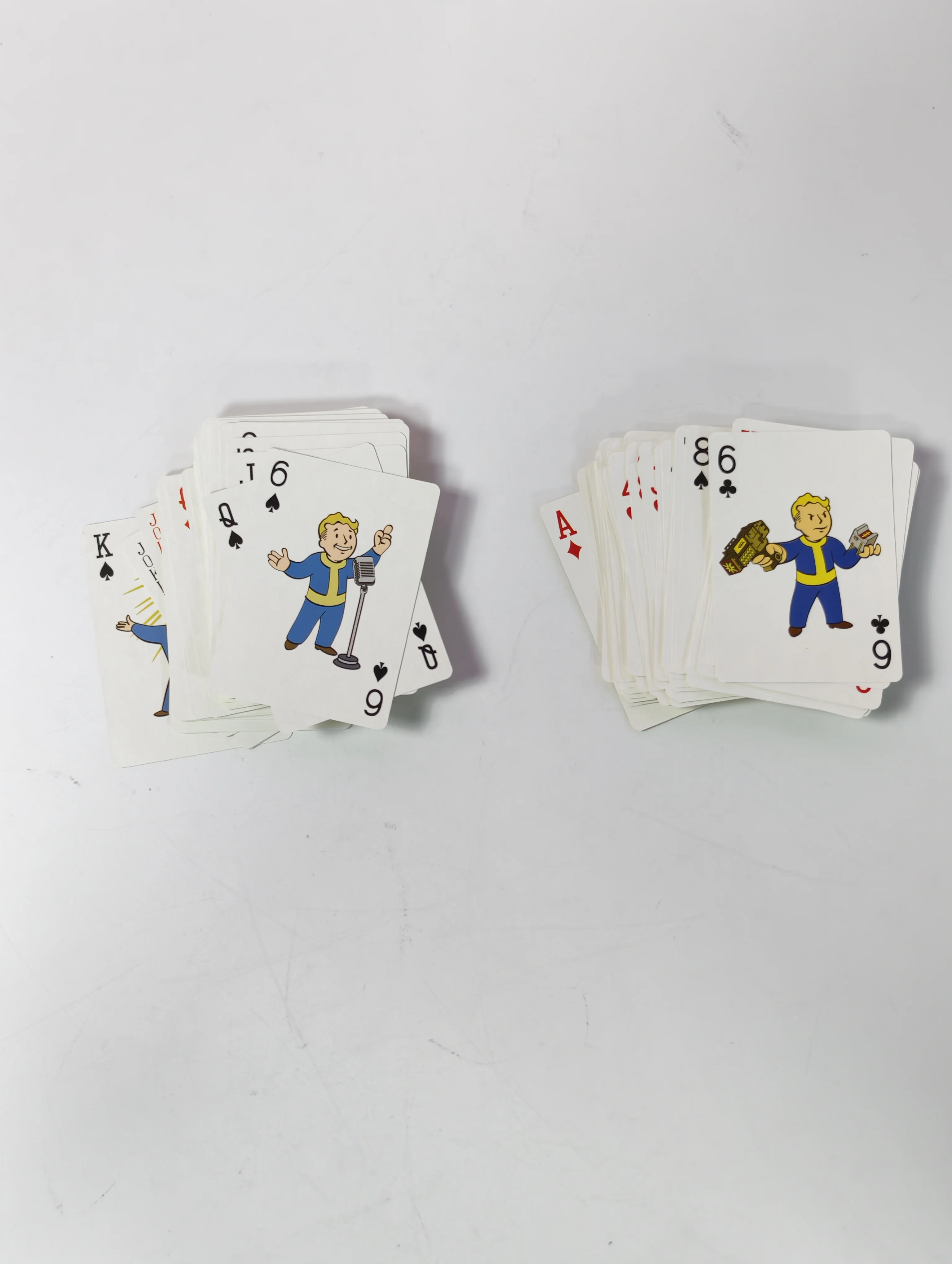 Vintage Style Collectible Play - огляд і ціна Vintage Collectible Playing Cards