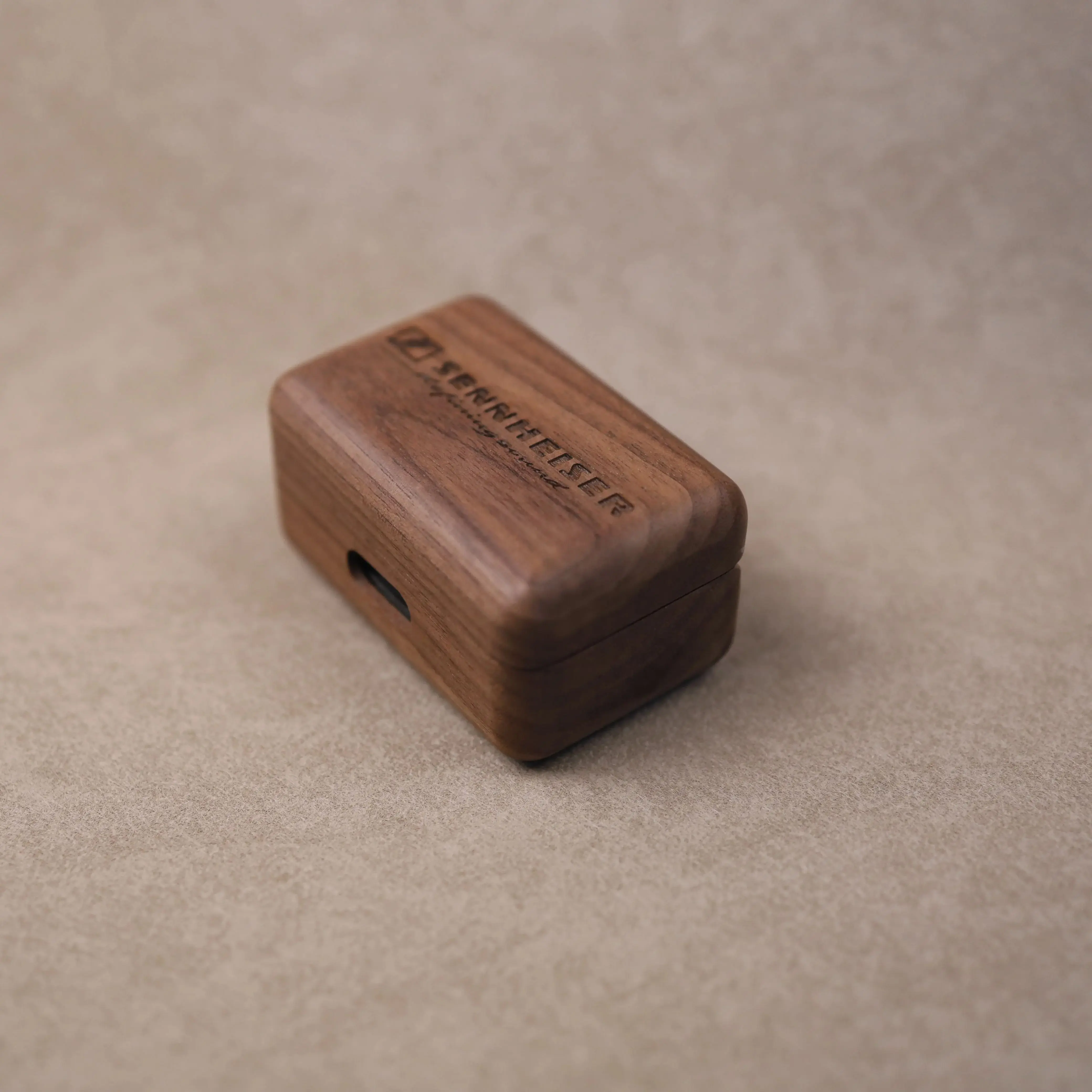 Walnut Solid Wood Case for Sennheiser MOMENTUM True Wireless 3 / 4 – Hand-Carved Protective Cover With Free Metal Hook