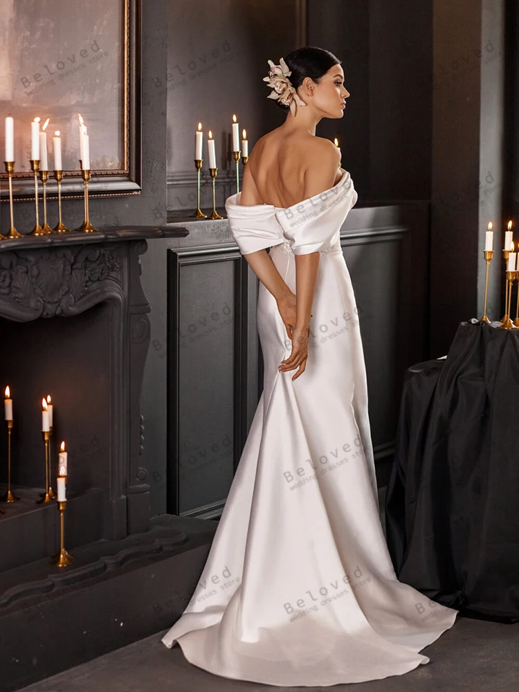 Abiti da sposa semplici Abiti da sposa sexy Abiti in raso con spalle scoperte Lunghezza pavimento Abiti da sposa affascinanti personalizzati