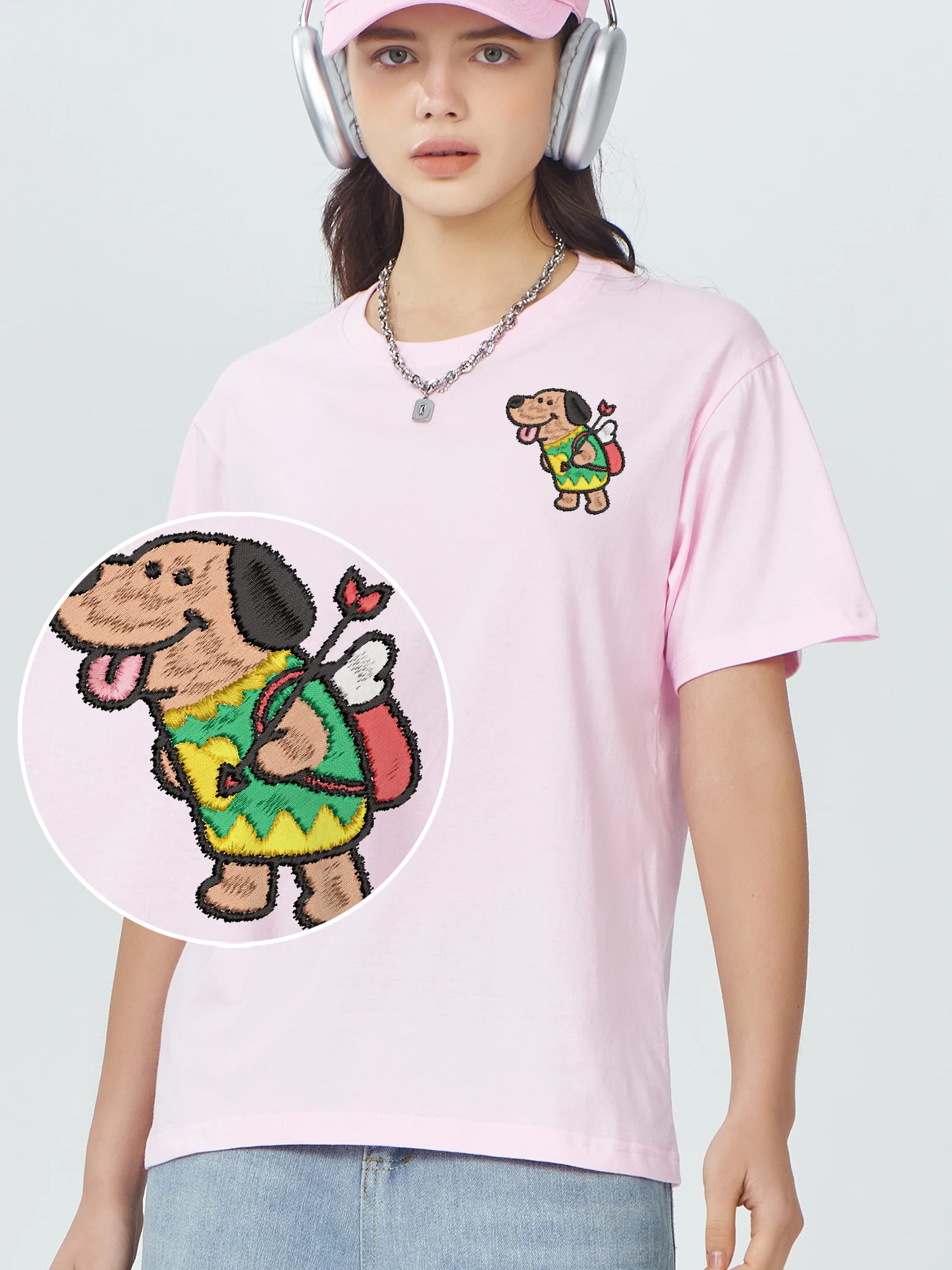 

Dog Taking Love Arrows Funny Embroidered T shirts For Men Women Leisure High Quality Luxury Design Embroidery Tees​