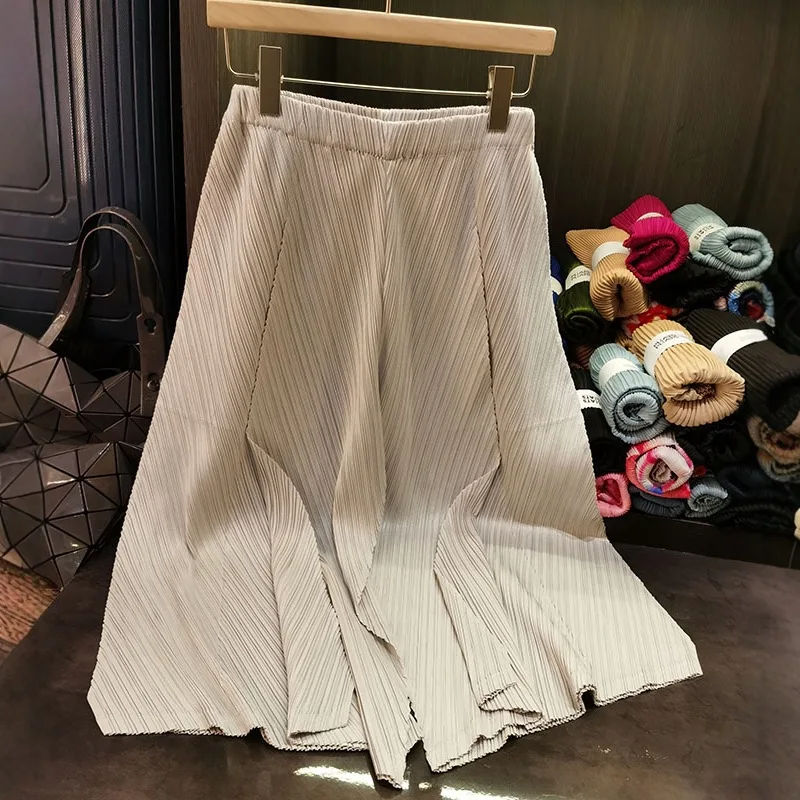 

Miyake Pleated Niche Design Wide-leg Pants Female Solid Color 2025 Summer New Loose Thin Casual Pants Hundred Straight Pants
