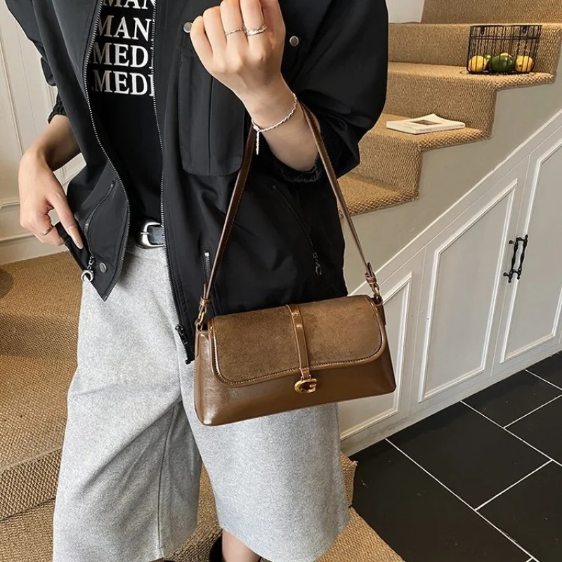 sophisticated-luxury-designer-diaper-bag-women-fashionable-leather-tote-large-capacity-elegant-crossbody-shoulder-bag-chic