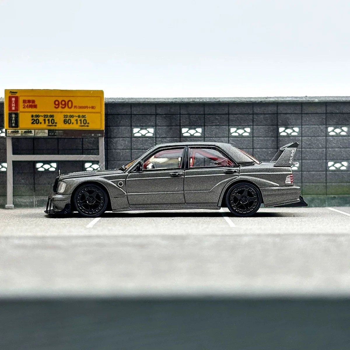 RM Rhino Modell 1:64 Mercedes 190E EVO II Wide-Body modifiziertes Legierungsautomodell