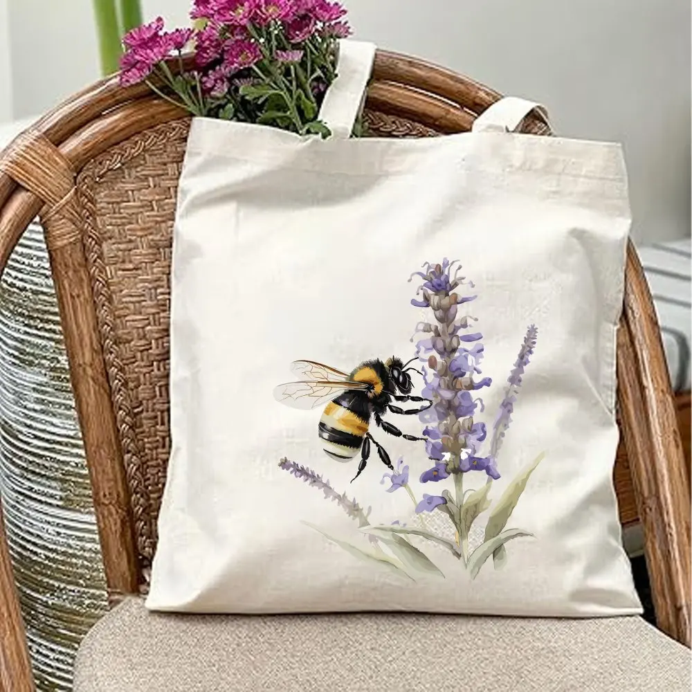 A Bee print canvas tote bag, suitable for daily use, shoppin
