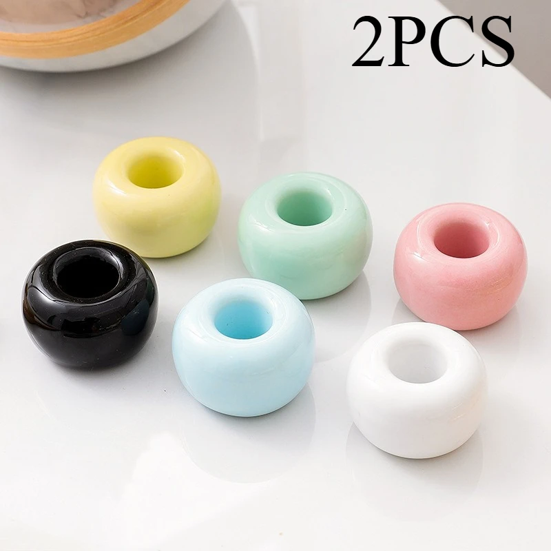 2PCS MINI Donut ผู้ถือแปรงสีฟันเซรามิคเครื่องประดับ Minimalist ตกแต่งอุปกรณ์สํานักงานมัลติฟังก์ชั่แปรงผู้ถือปากกา