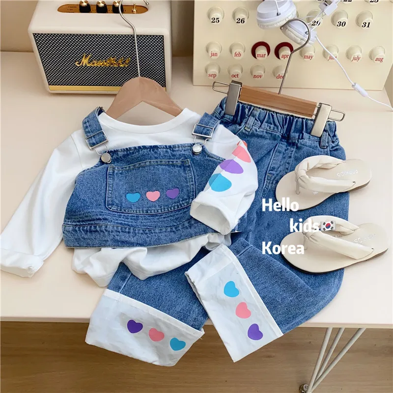 New Children's Wear 2024 Spring And Auumn Season Girls' Fashion Three Piece Se Denim Srap Top Wide Leg Pans Love Boom