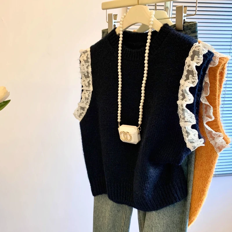Retro Lace Splice Sleeveless Knitted Vest Women Spring round Neck Loose Lazy Style Fashionable Sweater Top Crew Neck