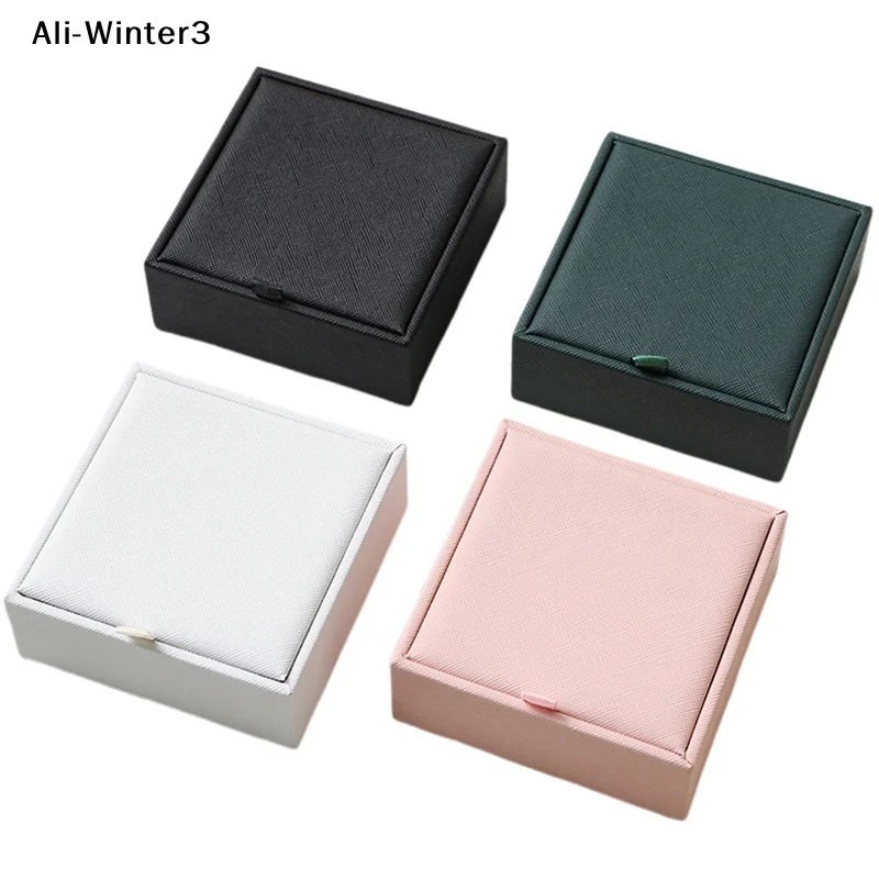 

【WY】1 шт. 2026 Портативная мини-шкатулка для украшений из ПУ с мягким бархатным покрытием внутри, компактный органайзер для колец, серег, ожерелий