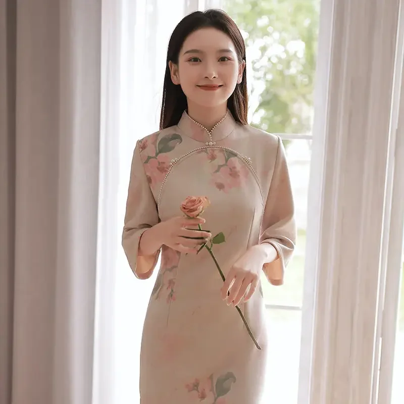 

Розовое летнее платье Cheongsam в китайском стиле средней длины с цветочным принтом больших размеров в стиле ретро, элегантное модное платье Ципао для женщин, оптовая продажа