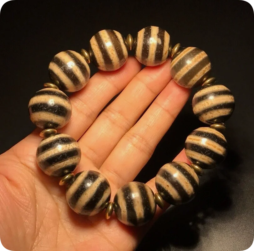 Power Energy Tibetan Old Oily Agate Dzi *Lines* Beads Bracelet J1104