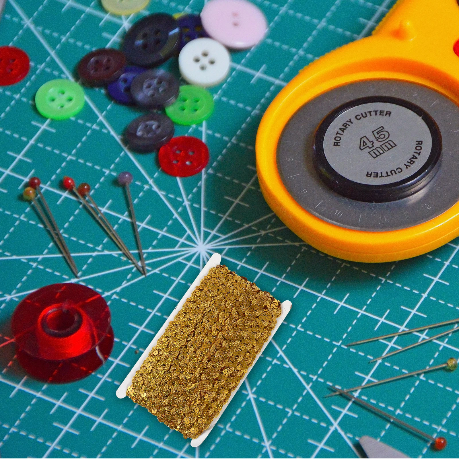 

2pcs Golden Sequin Lace Trim for DIY Clothes Accessories Stage Costume Decorative Fabric Cuttable Soft Skin-Friendly