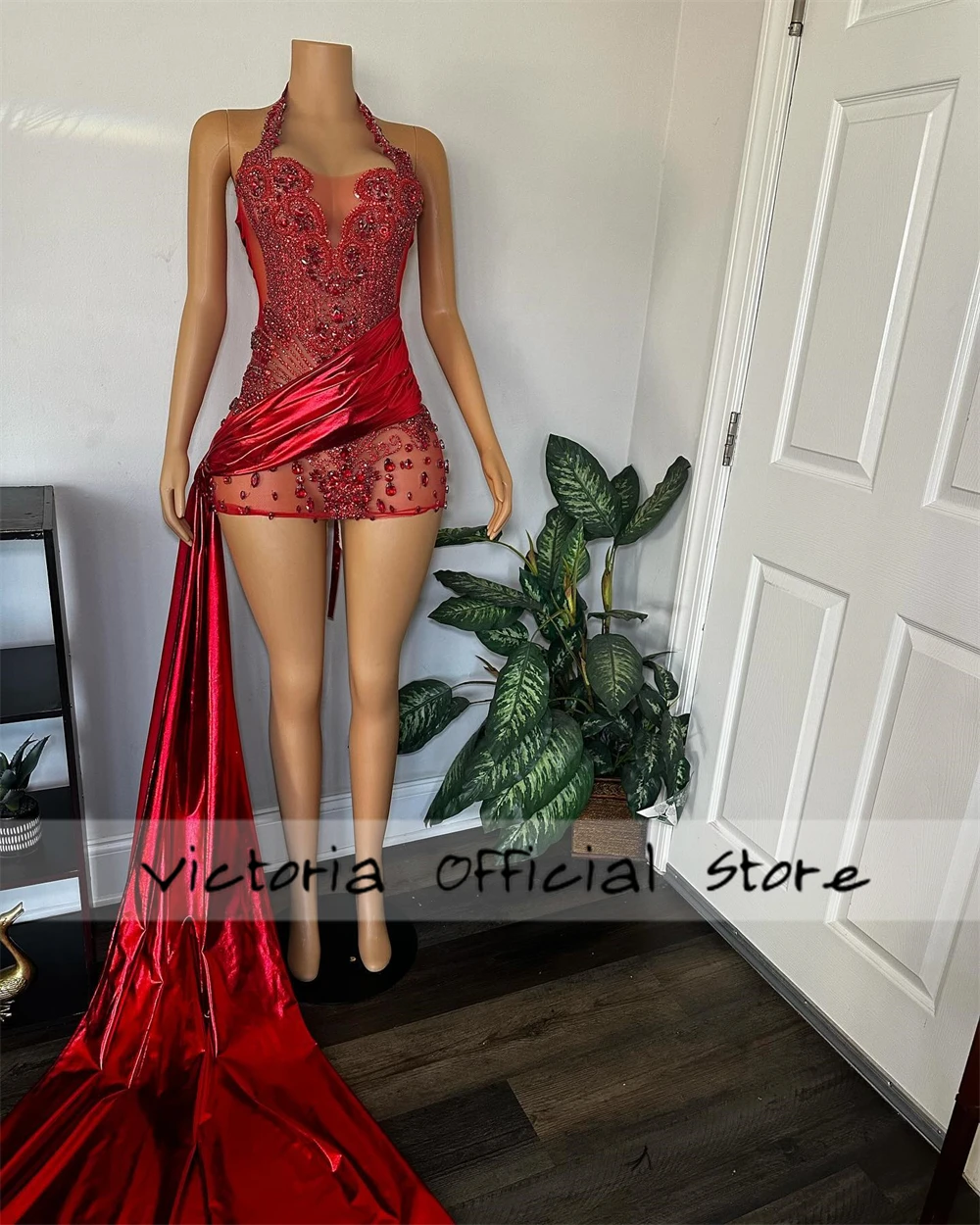 Halter Red Rhinestones Crystals Short Prom Dresses 2024 With Train Homecoming Women Birthday Party Gowns Halter Customized